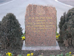 Monument à l'endroit où fut tué Guy de Combaud